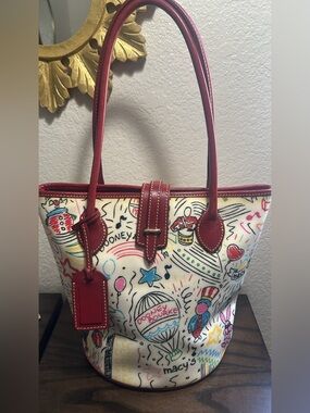 Dooney & Bourke Limited Edition Macy's Thanksgiving Day Parade Tote Bag